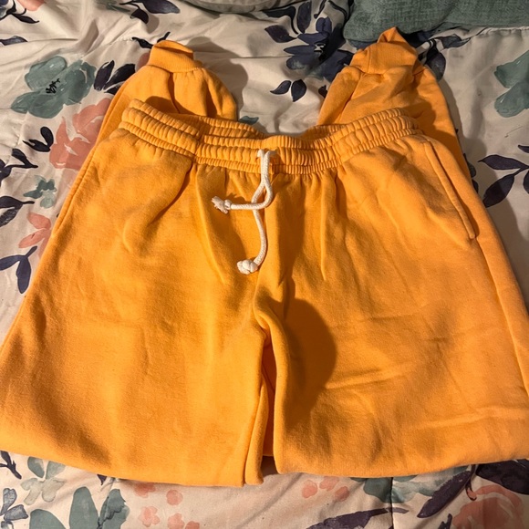 Wild fable Orange sweat pants - Picture 2 of 4